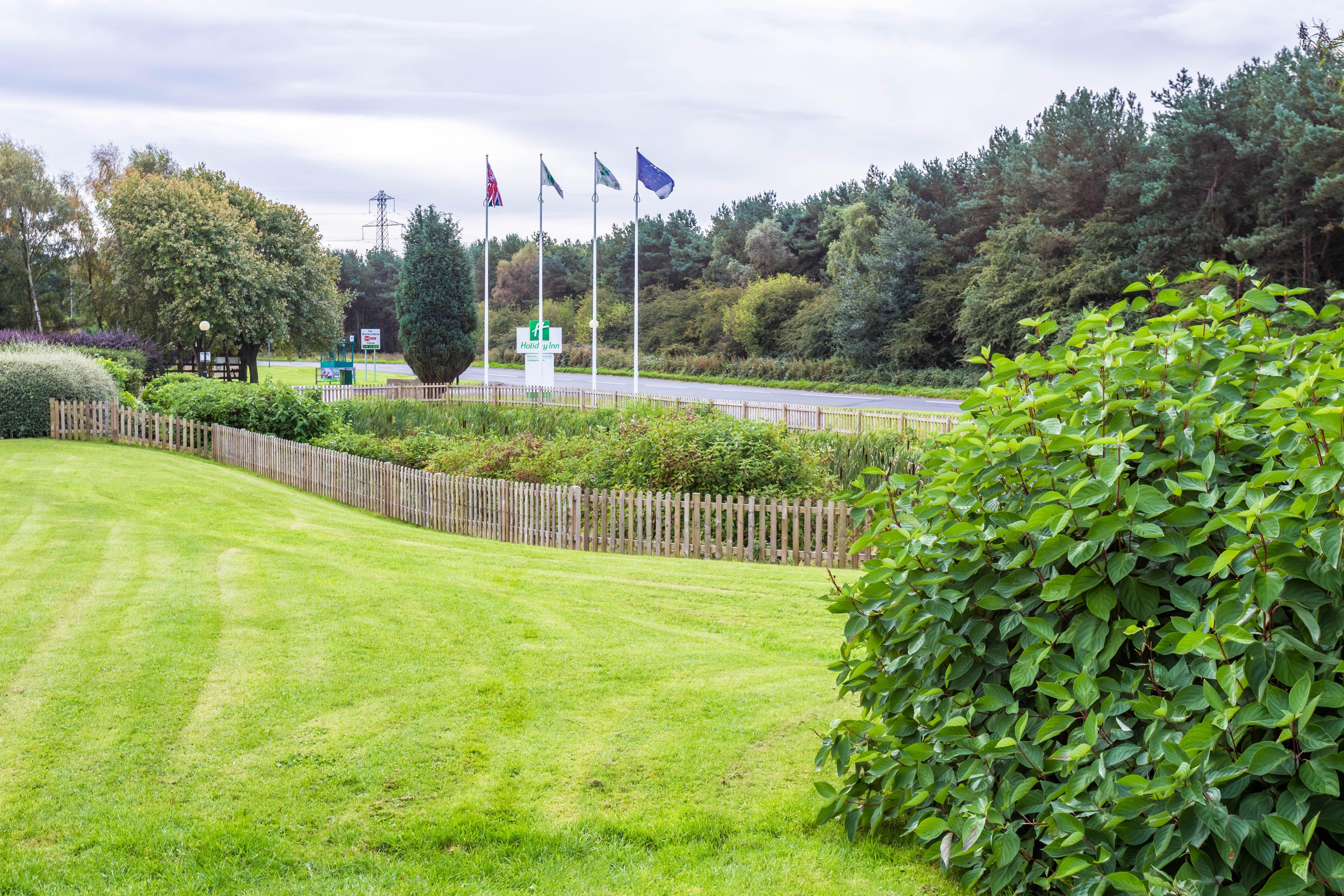 Holiday Inn Newcastle Gosforth Park By Ihg Seaton Burn Exterior photo