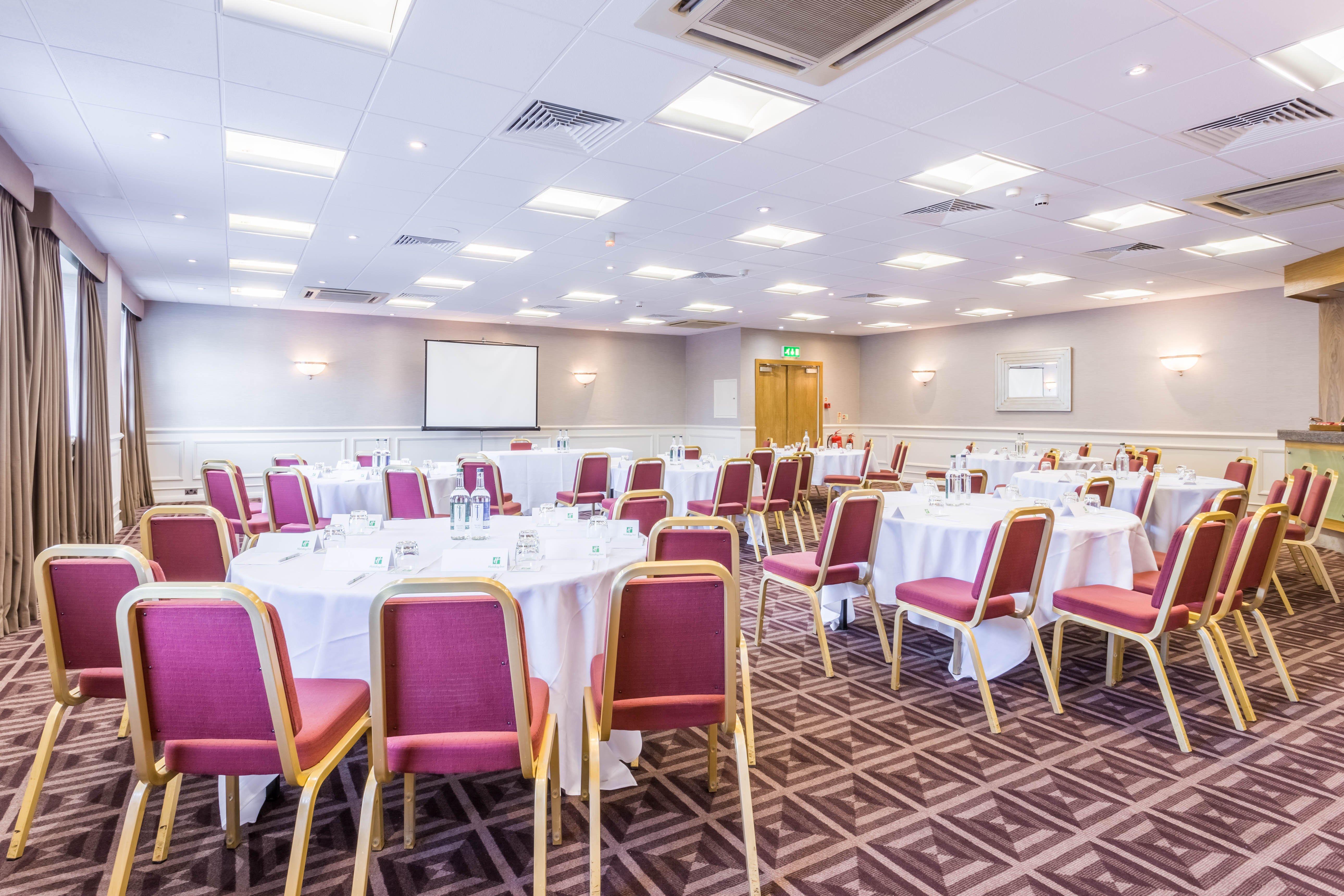 Holiday Inn Newcastle Gosforth Park By Ihg Seaton Burn Exterior photo