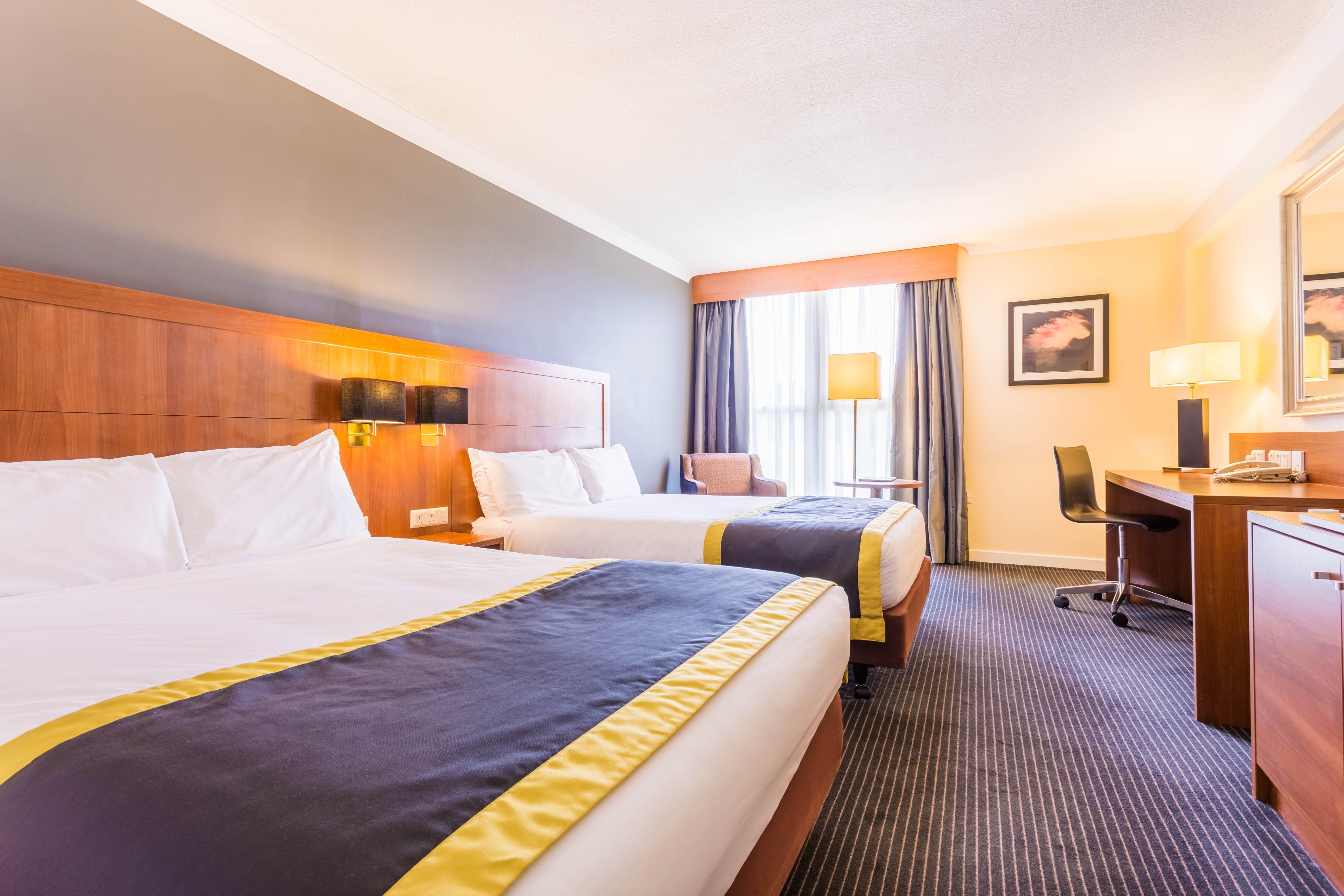 Holiday Inn Newcastle Gosforth Park By Ihg Seaton Burn Exterior photo
