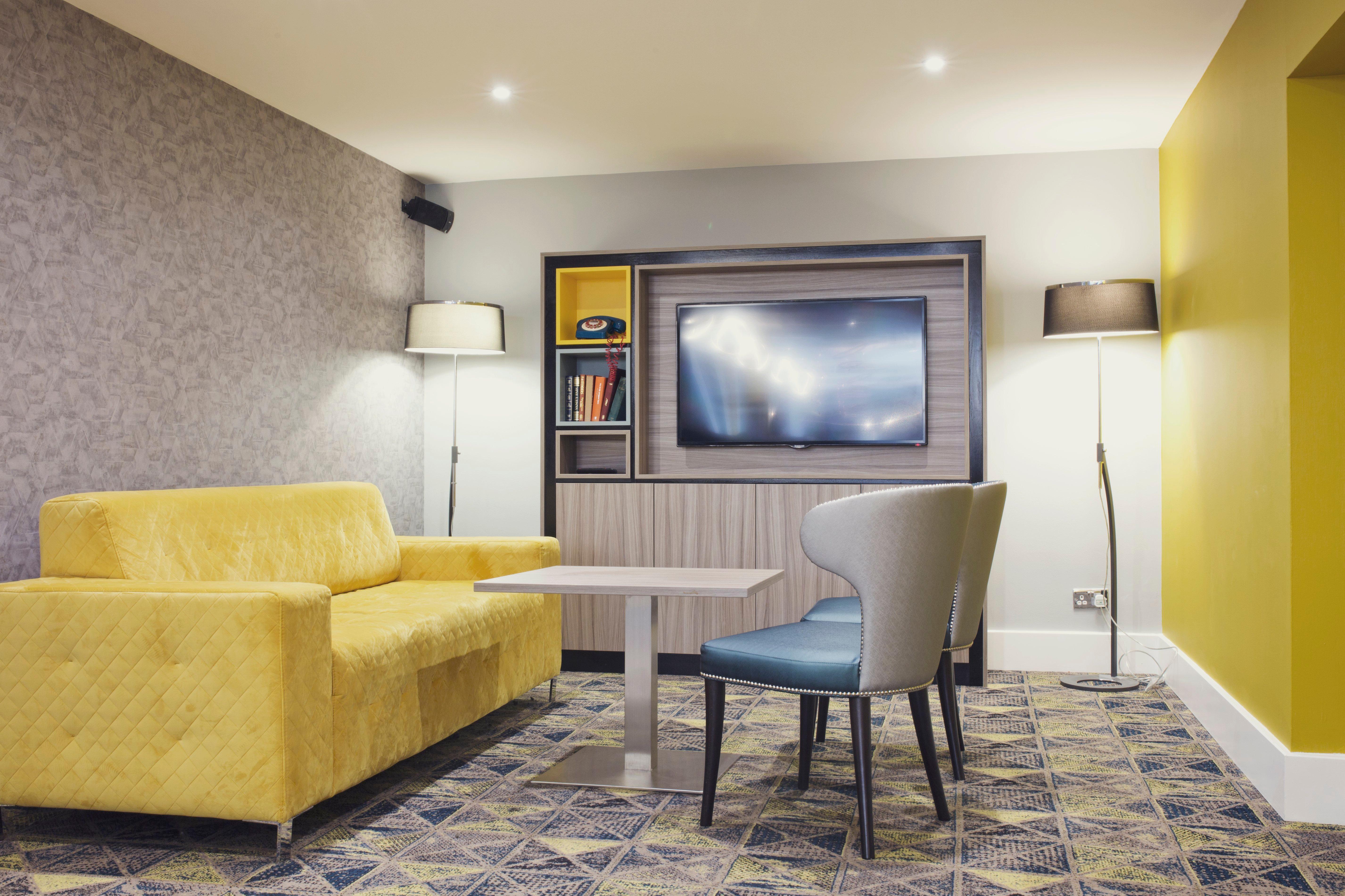 Holiday Inn Newcastle Gosforth Park By Ihg Seaton Burn Exterior photo